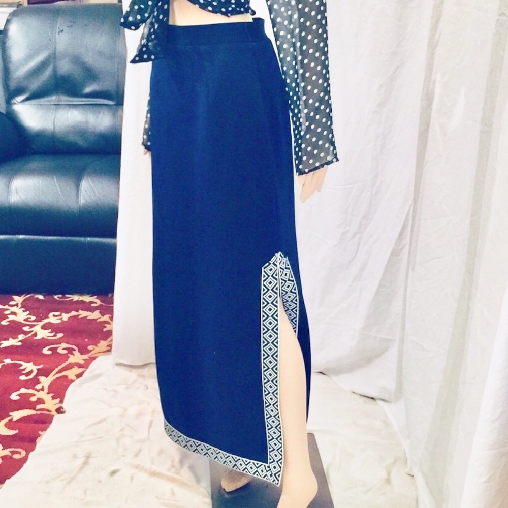 10014 WOMENS skirt size 6